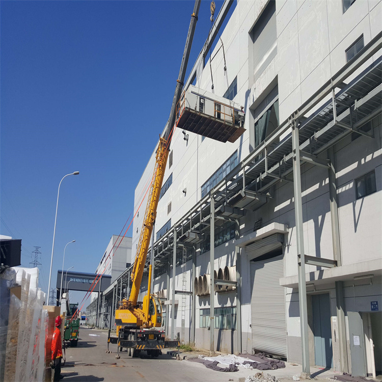 城市更新催生多元需求,高空作业吊机出租迎来新机遇